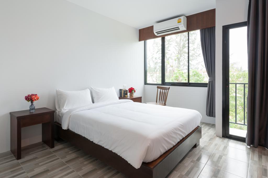 The Sixteenth Surin Beach Hotel Phuket Eksteriør bilde