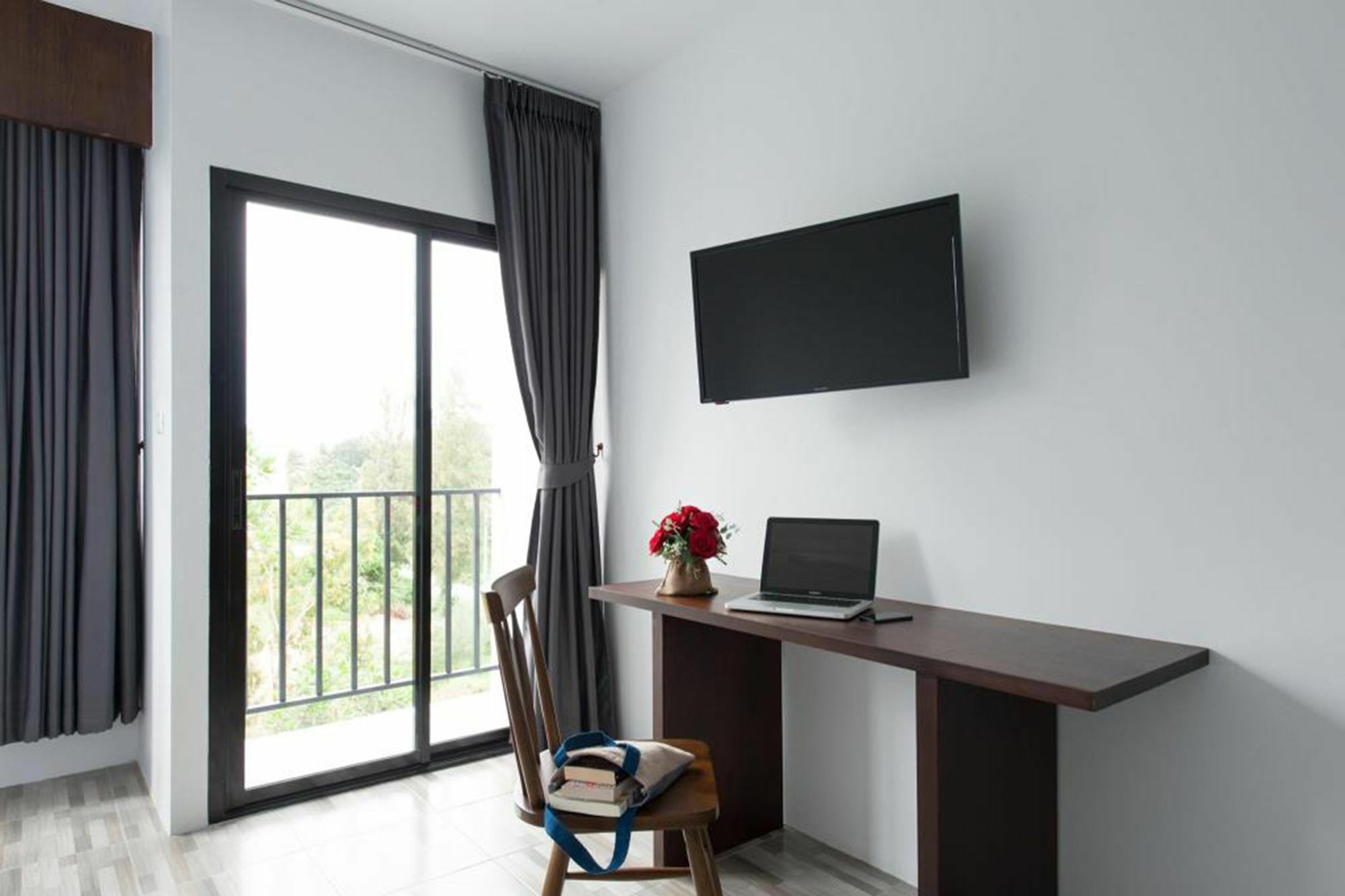 The Sixteenth Surin Beach Hotel Phuket Eksteriør bilde